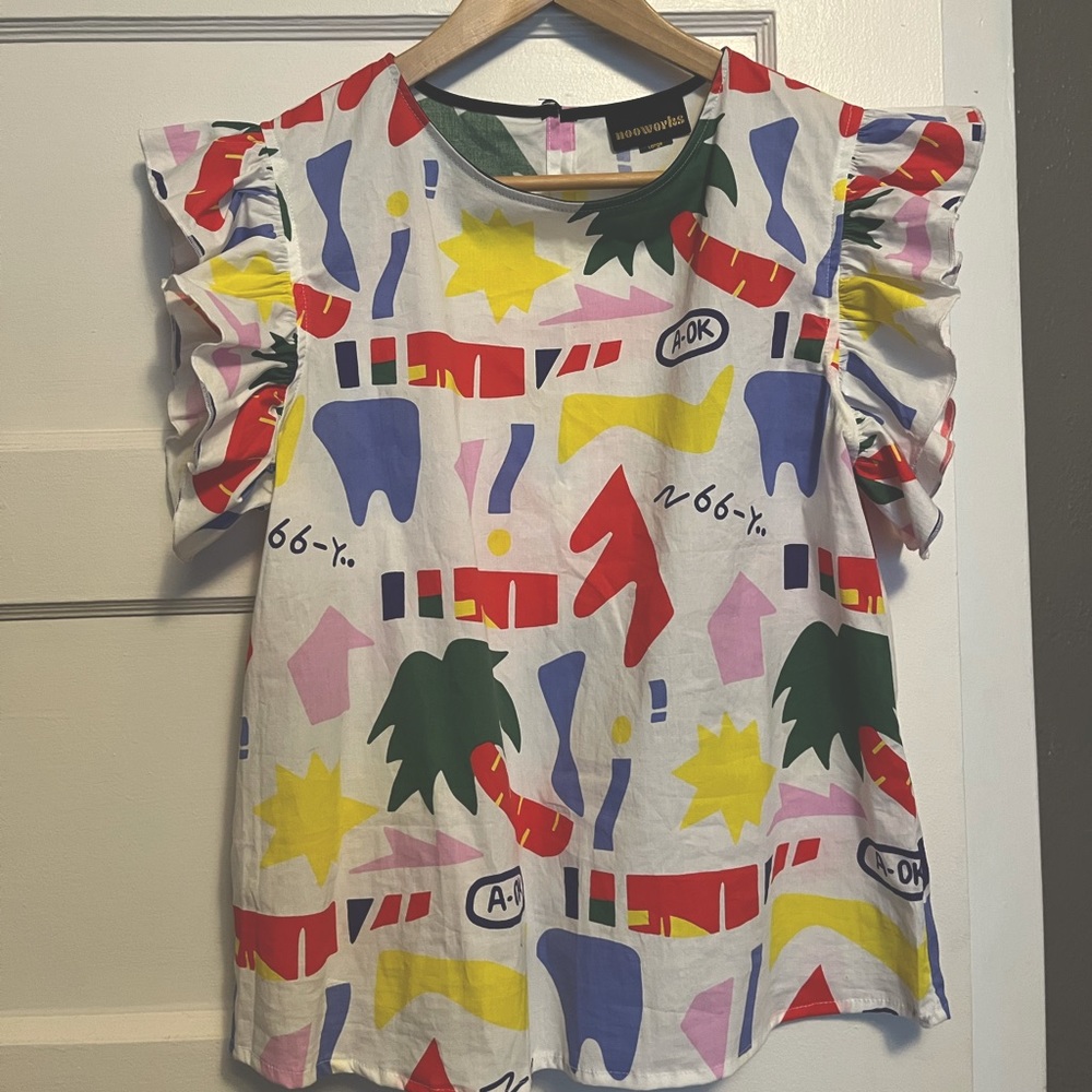 Nooworks A-ok Ruffle Top Large